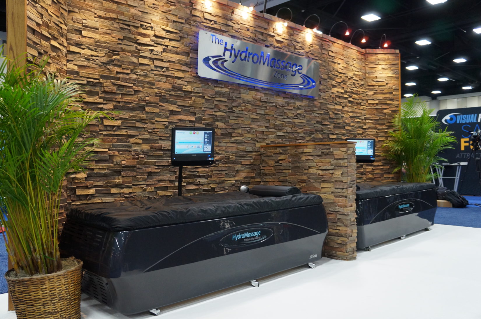HydroMassage Zone at IHRSA 2014